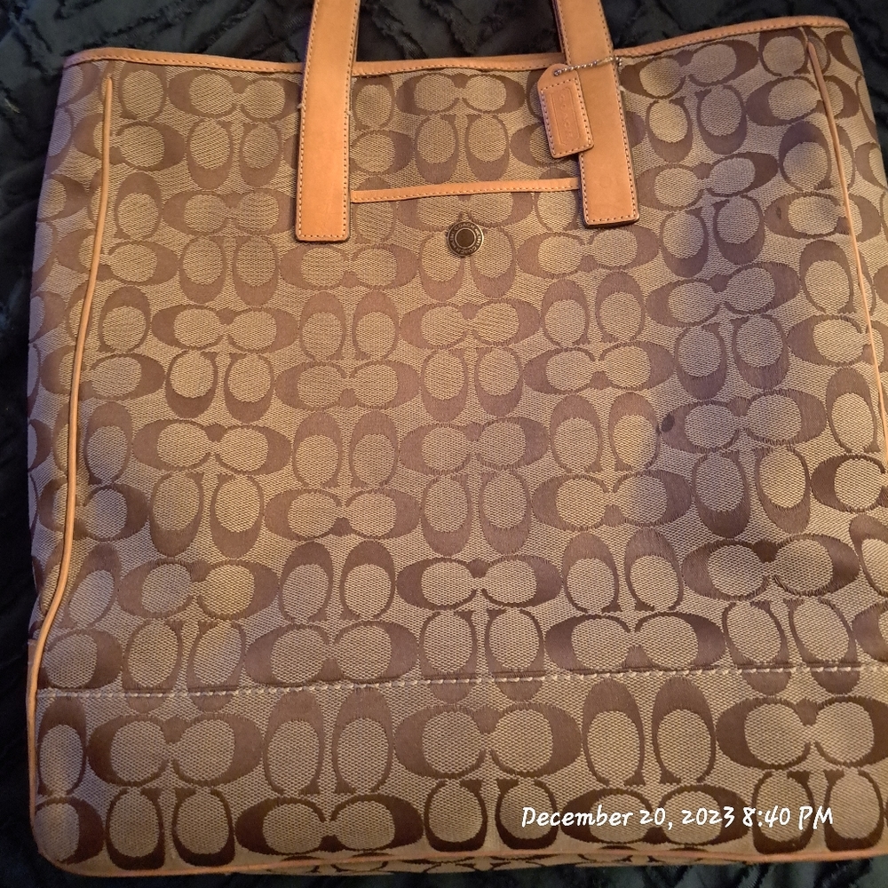 Coach tote!